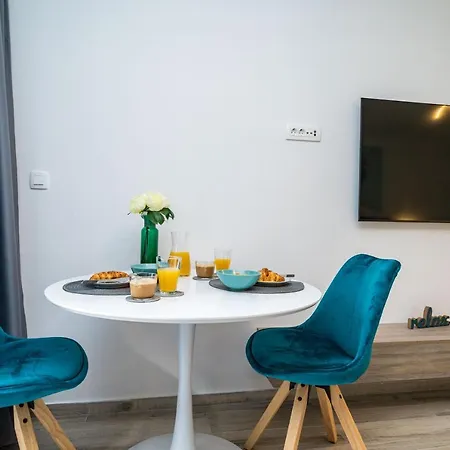 Downtown Marita207