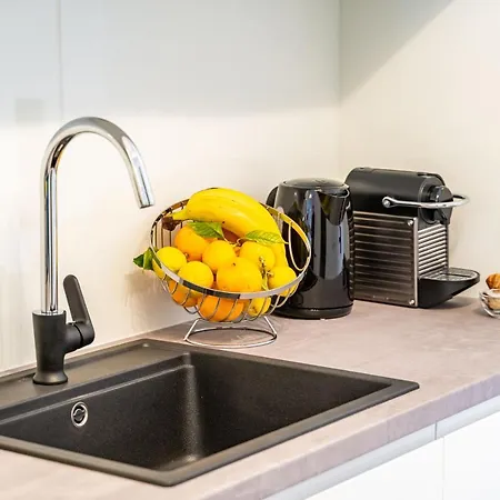 Downtown Marita207 *