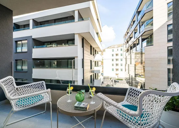 Downtown Marita207 Apartment